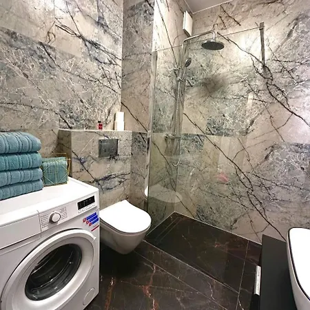 Jutrzenki 바르샤바